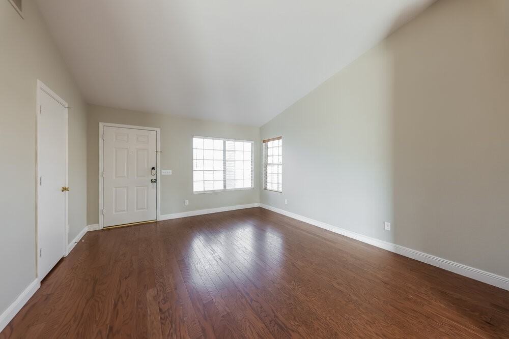 7205 W Los Gatos Dr - Photo 4 of 16