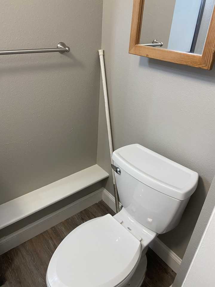 260 N 3rd W #B - Photo 7 of 9