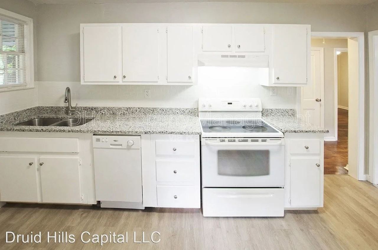 1237 Campbellton Pl Sw - Photo 6 of 12