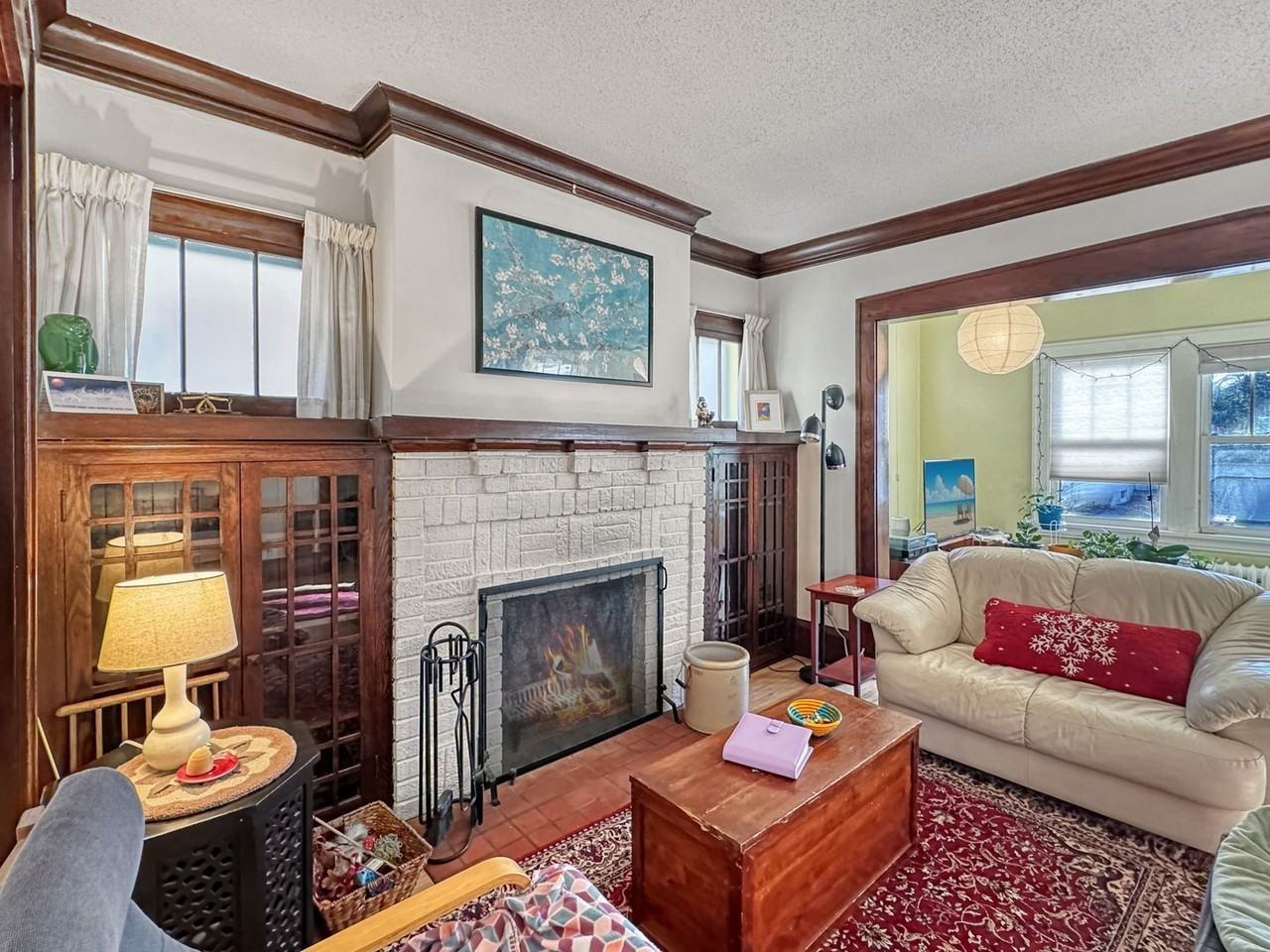 2011 Ashland Ave - Photo 4 of 17