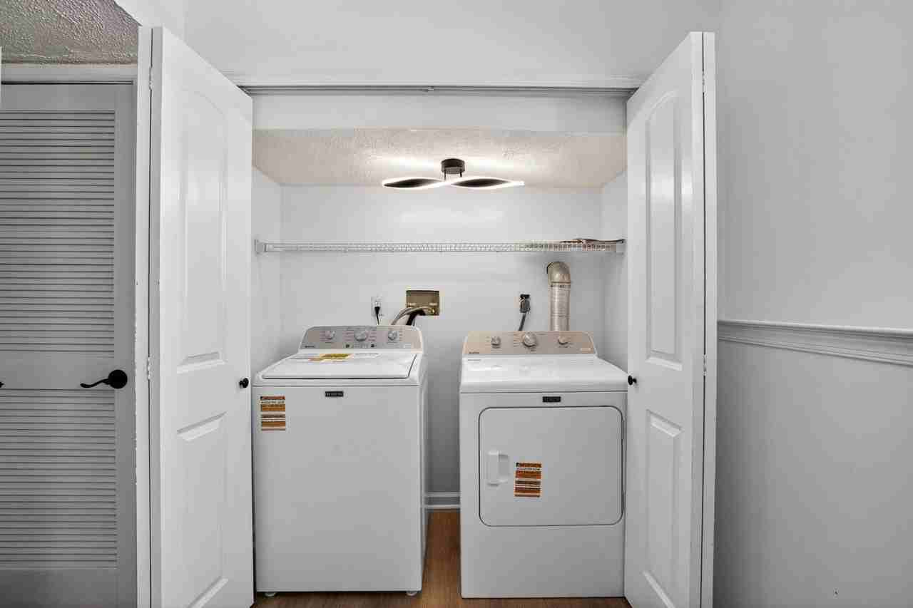 11302 Golden Eagle Pl - Photo 5 of 15