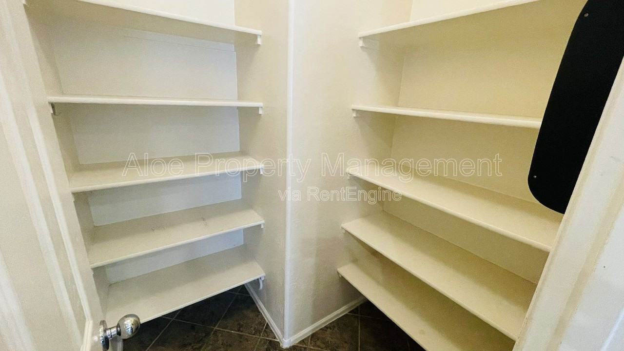 44577 W Yucca Ln - Photo 7 of 20