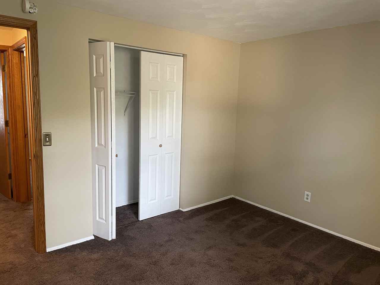 229 Danesmoor Rd - Photo 7 of 18