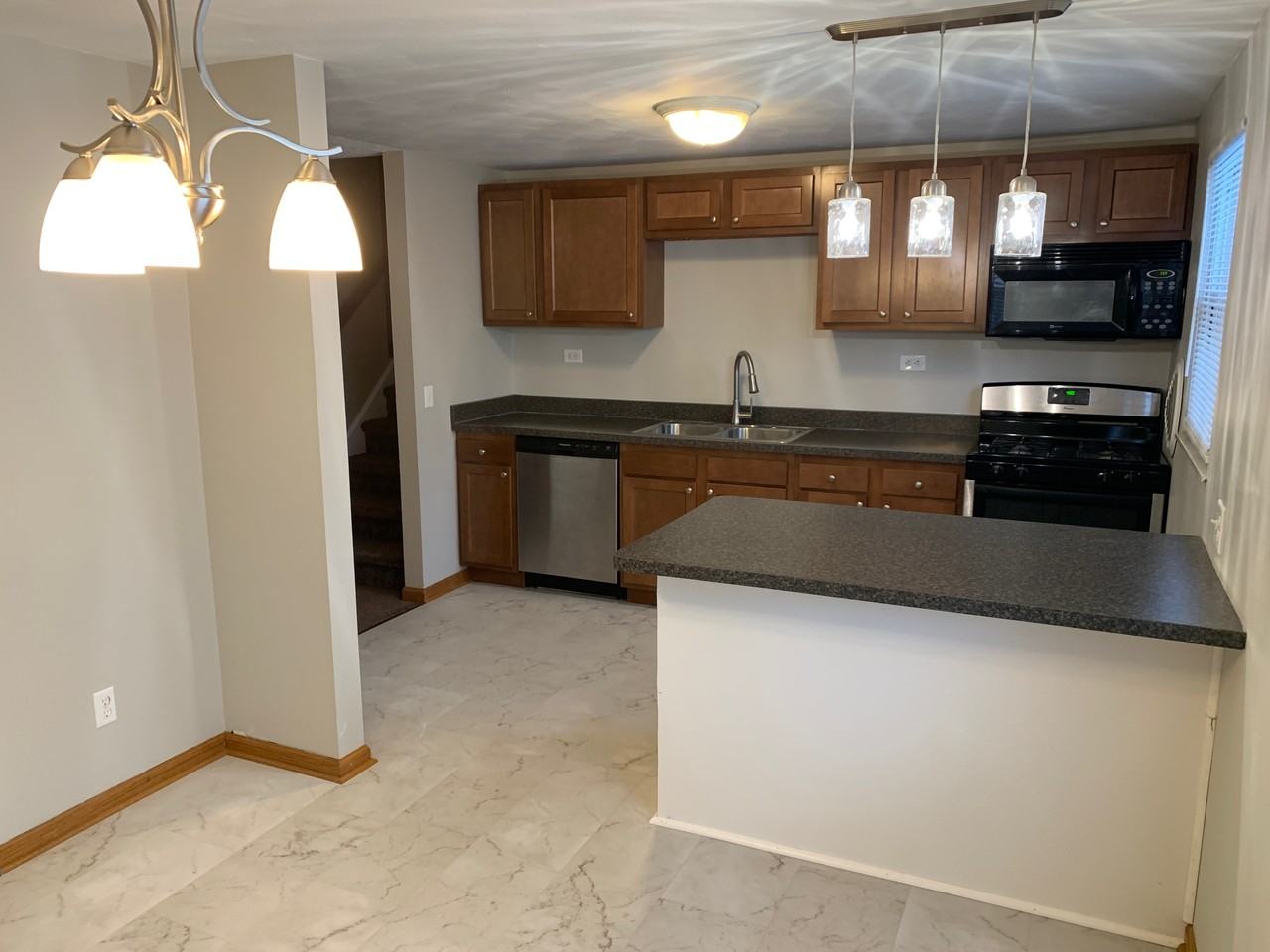 229 Danesmoor Rd - Photo 4 of 18