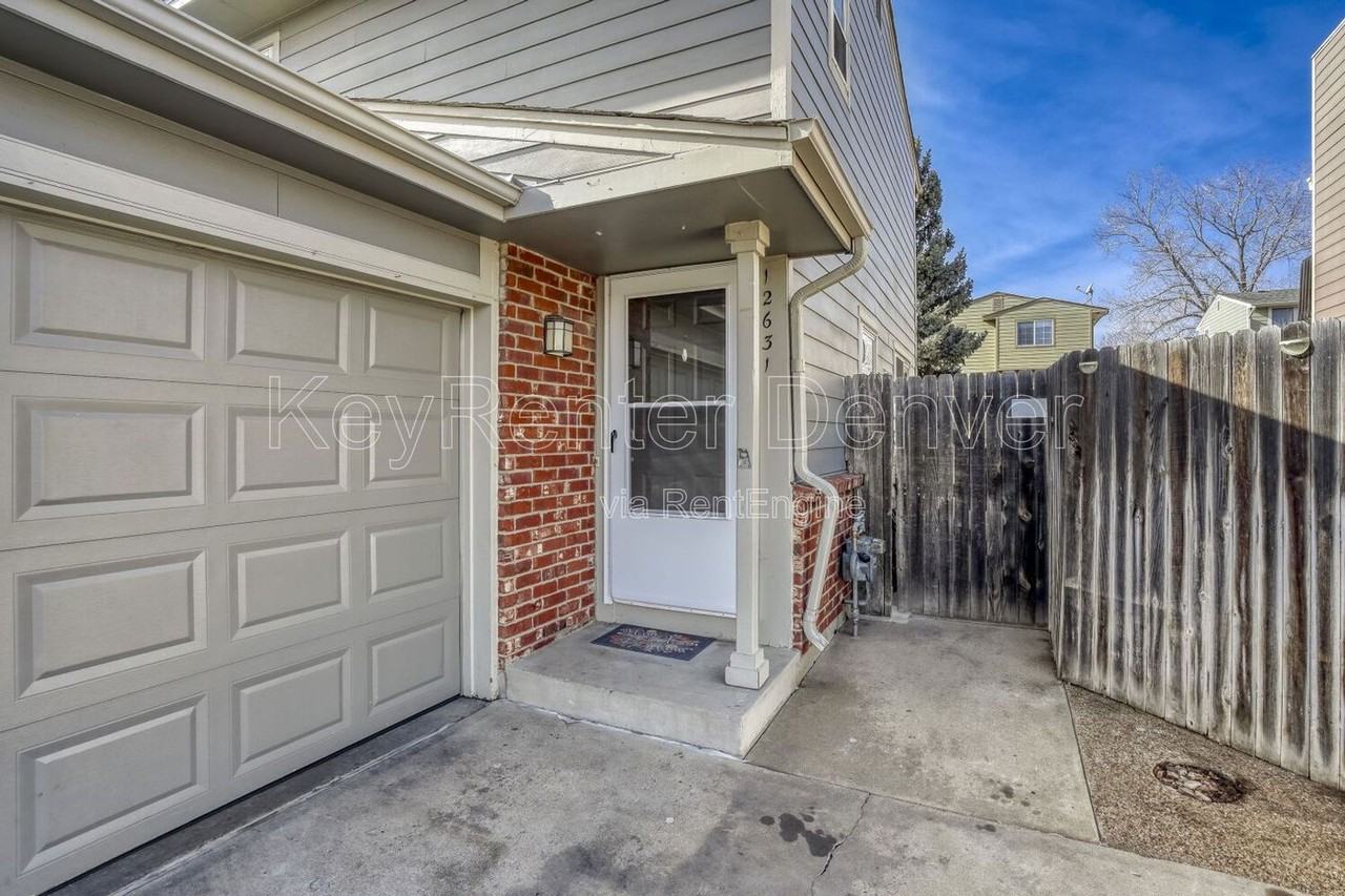 12631 Fairfax St - Photo 2 of 18