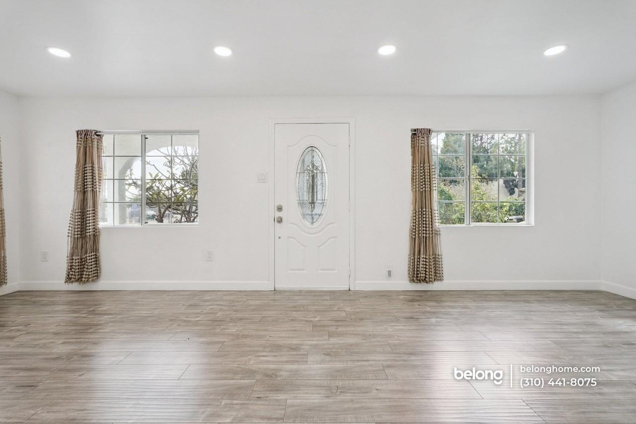 5209 Cronus St - Photo 2 of 16