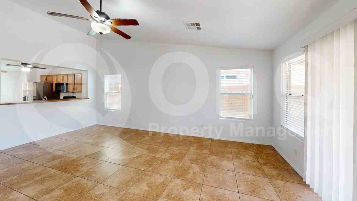 1383 E Mayfield Dr - Photo 6 of 23