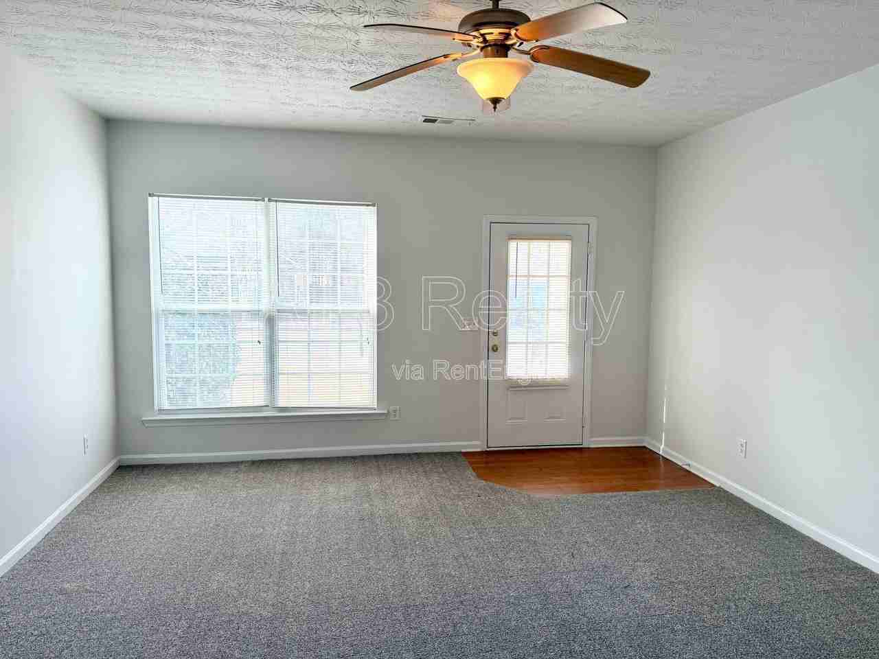 150 Abenberg Ct - Photo 3 of 23