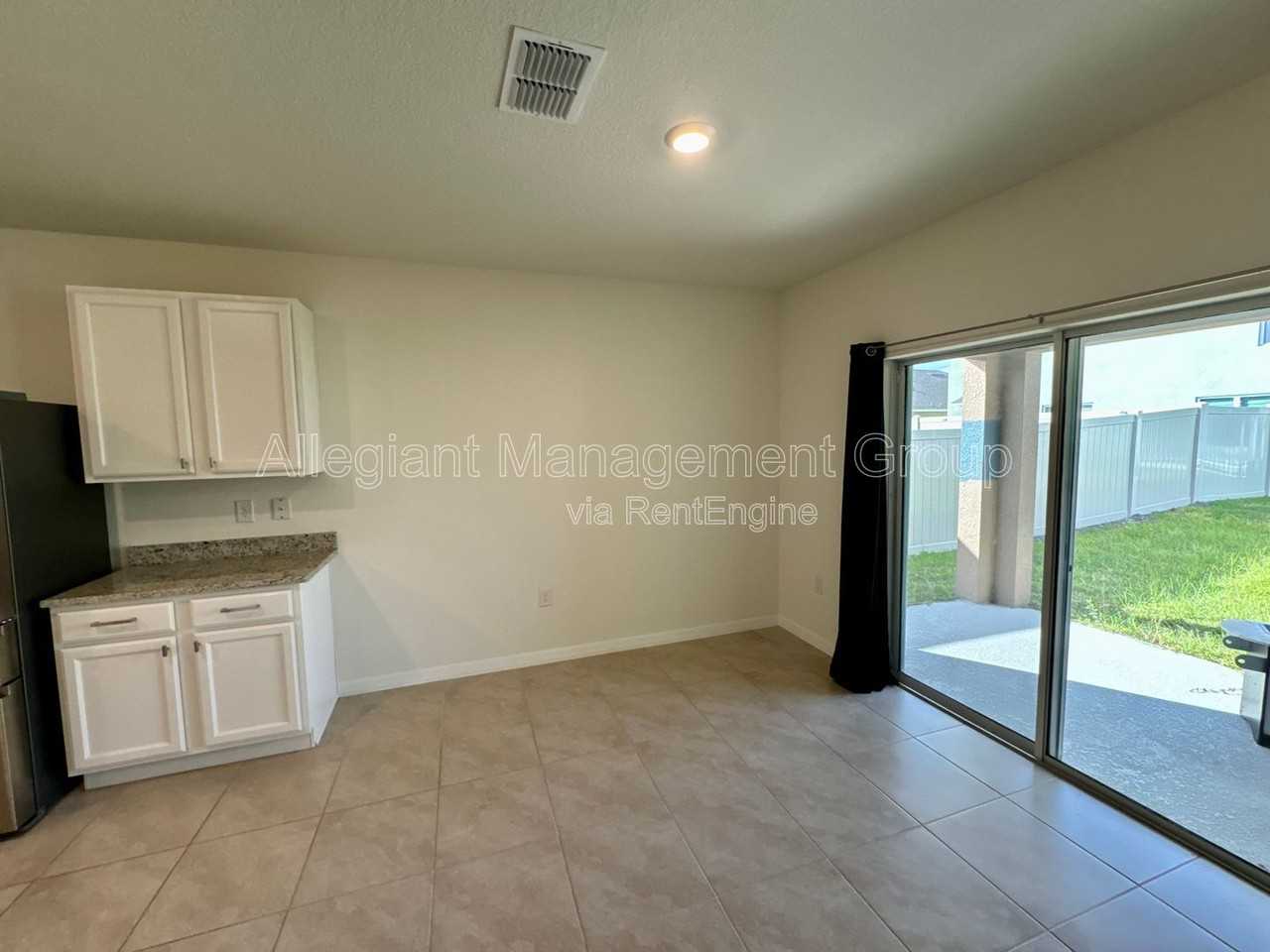 5371 Pine Lilly Dr - Photo 4 of 20