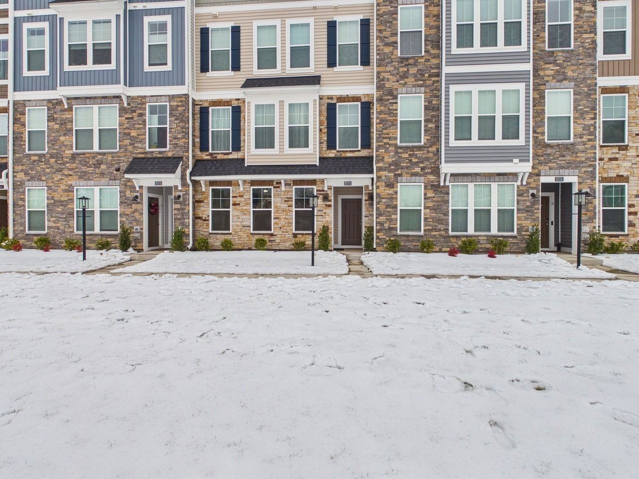 640 Brookwood Glen Ter #A - Photo 2 of 50