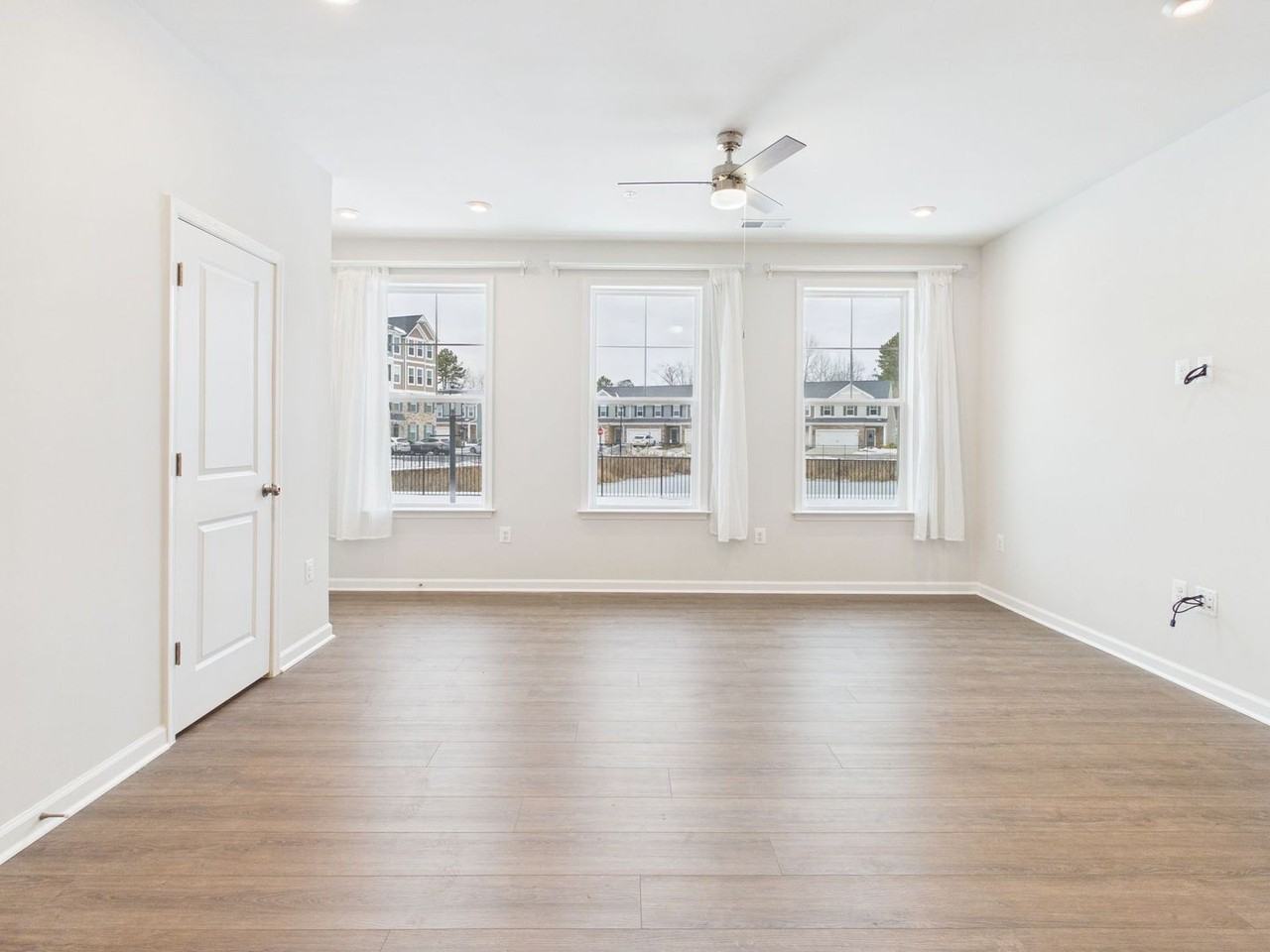 640 Brookwood Glen Ter #A - Photo 4 of 50