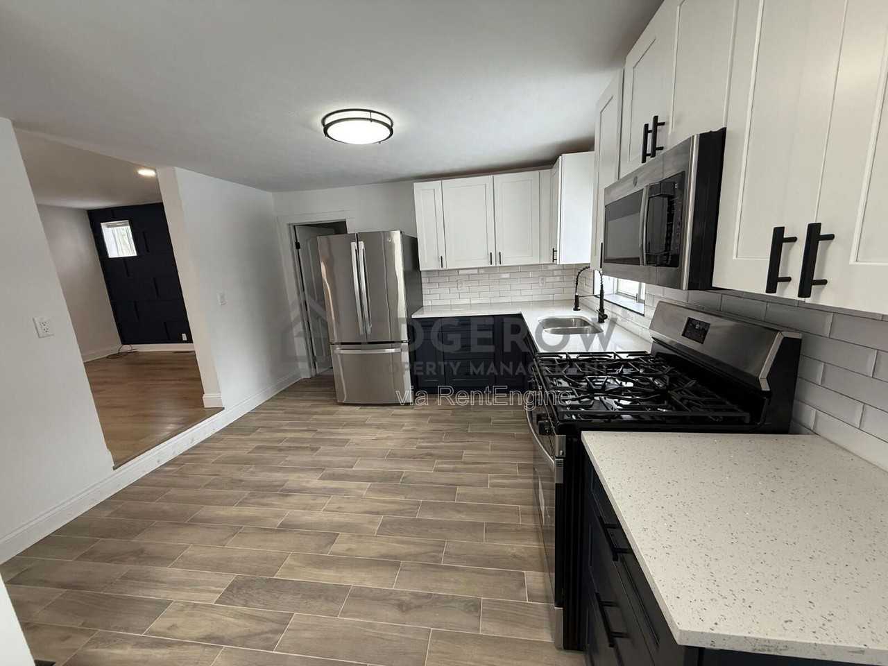 1004 Garfield Ave Nw - Photo 2 of 16