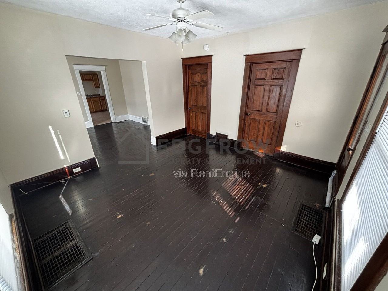 737 6th St Nw #1 - Photo 2 of 9