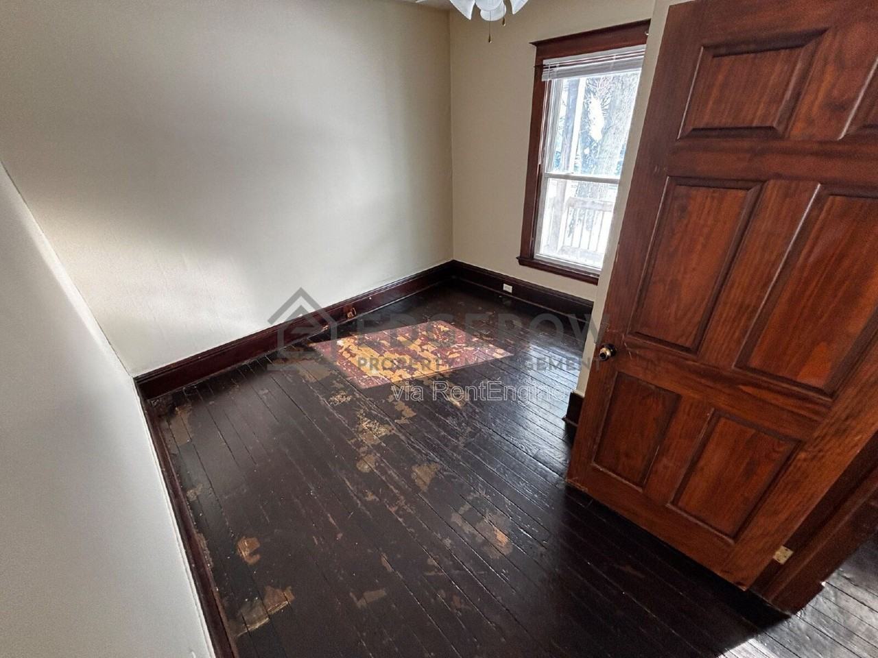 737 6th St Nw #1 - Photo 5 of 9