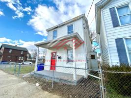 featured image of 906 Vine St