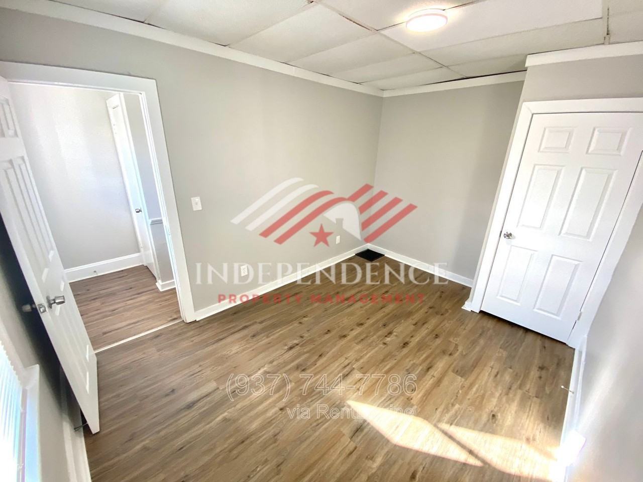 906 Vine St - Photo 3 of 40