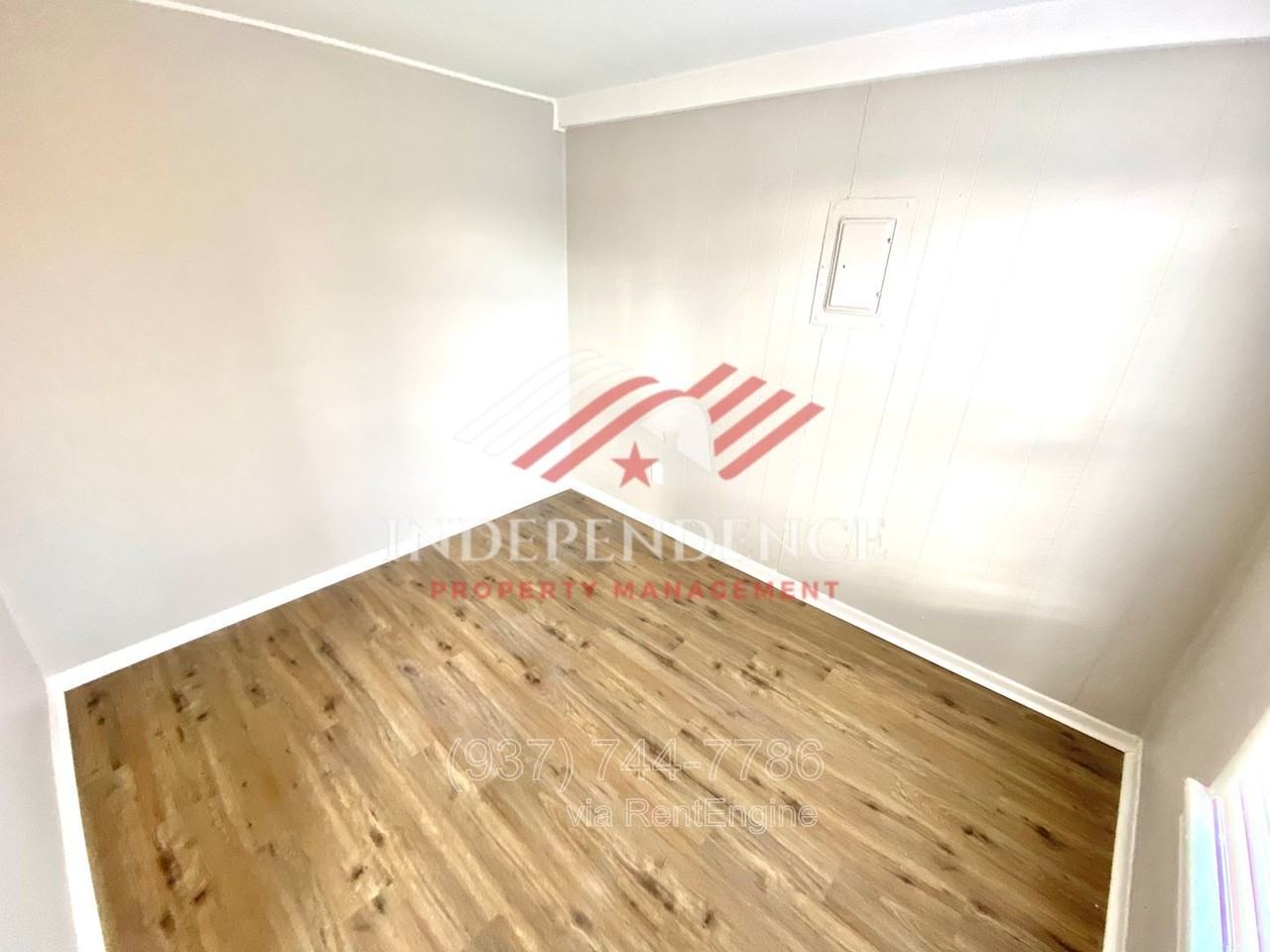 906 Vine St - Photo 4 of 40