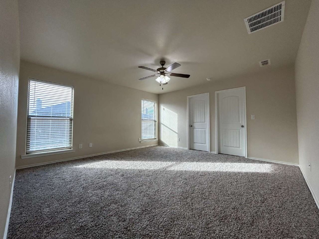 13814 Uvalde Ave - Photo 5 of 9