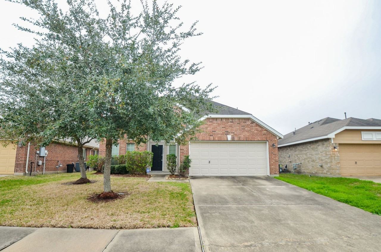 2903 Gaelic Green St - Photo 2 of 32