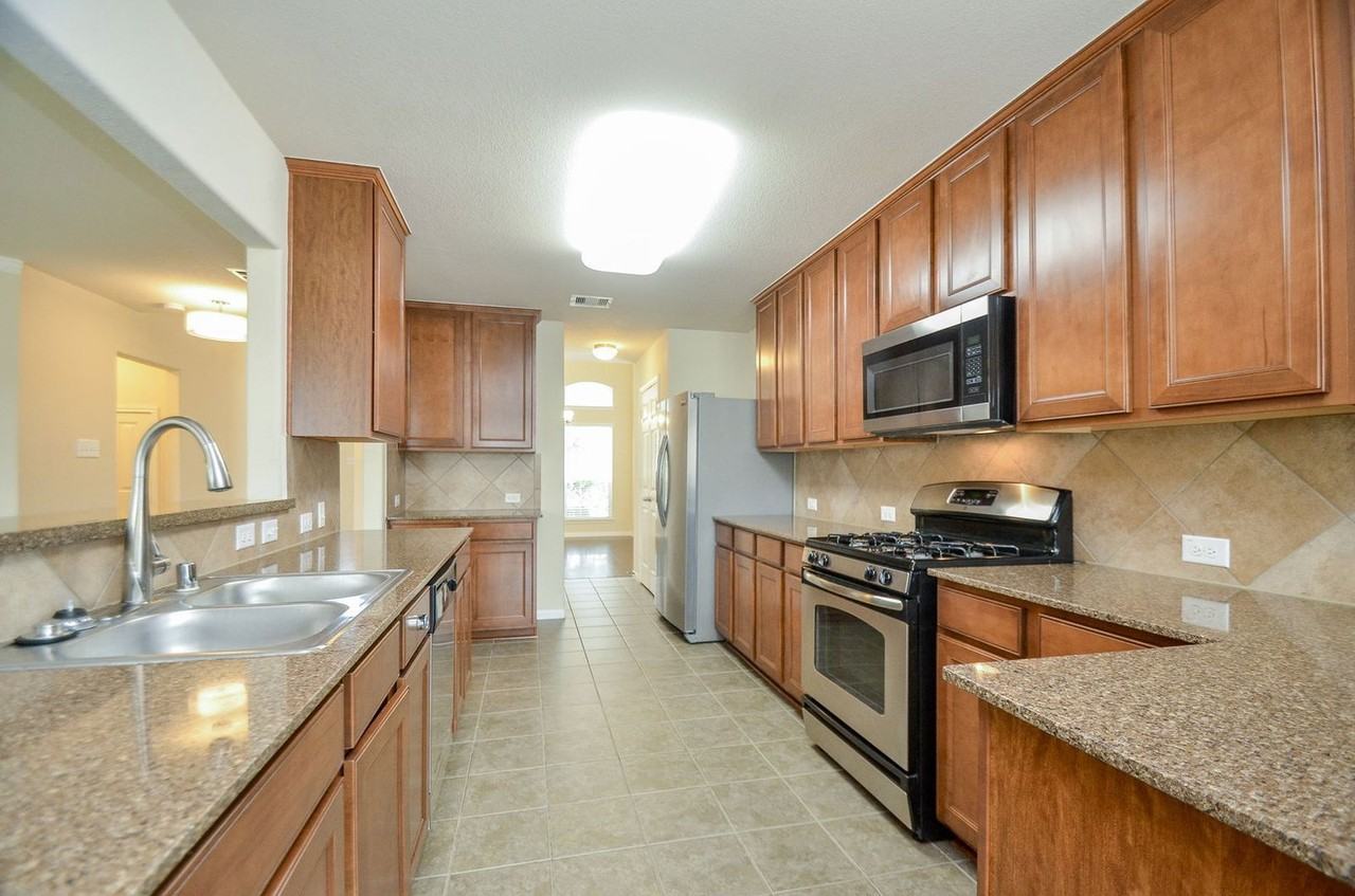 2903 Gaelic Green St - Photo 6 of 32