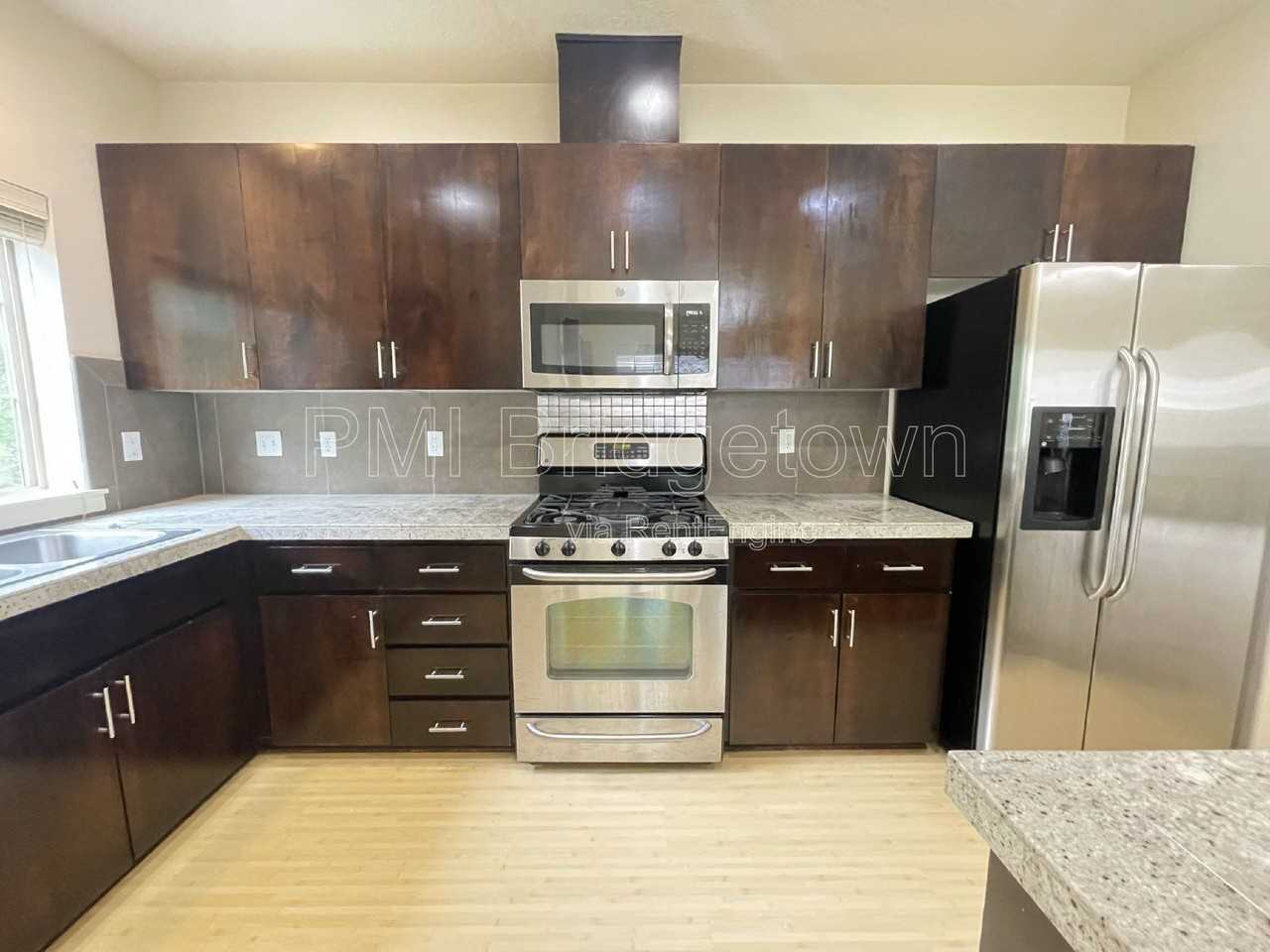 659 Ne Adwick Dr - Photo 5 of 21