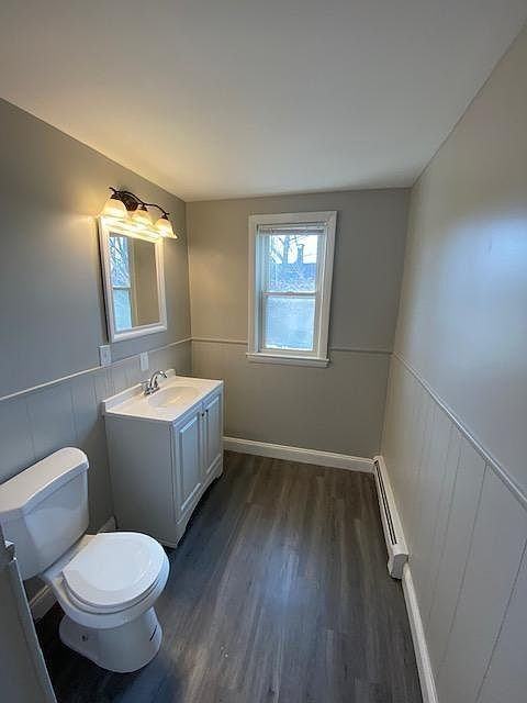 682 Beech St #3 - Photo 4 of 8