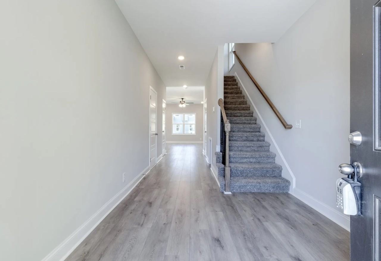 205 Notgrass Rd - Photo 7 of 20