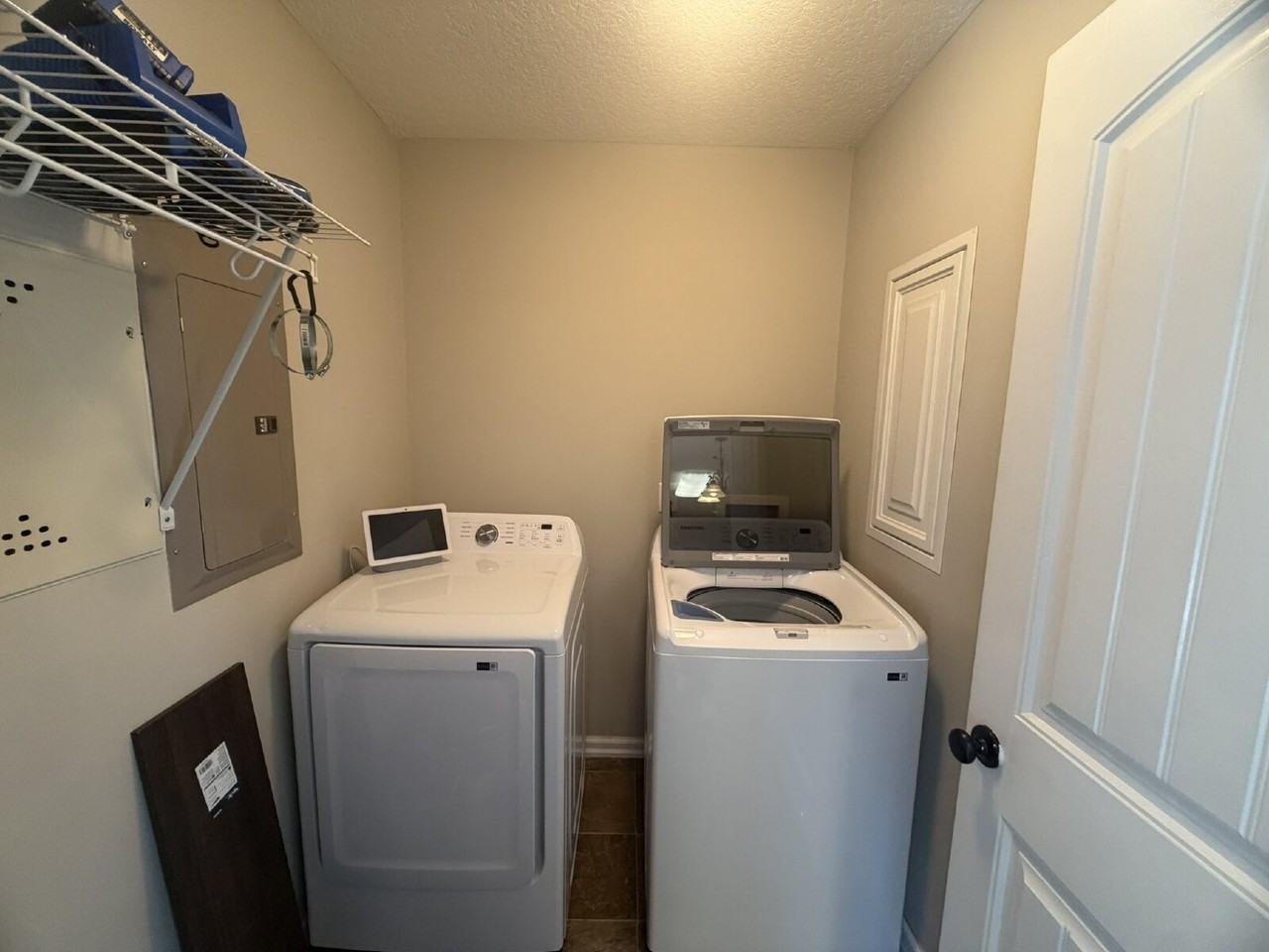 119 Winchester Way Se - Photo 6 of 15