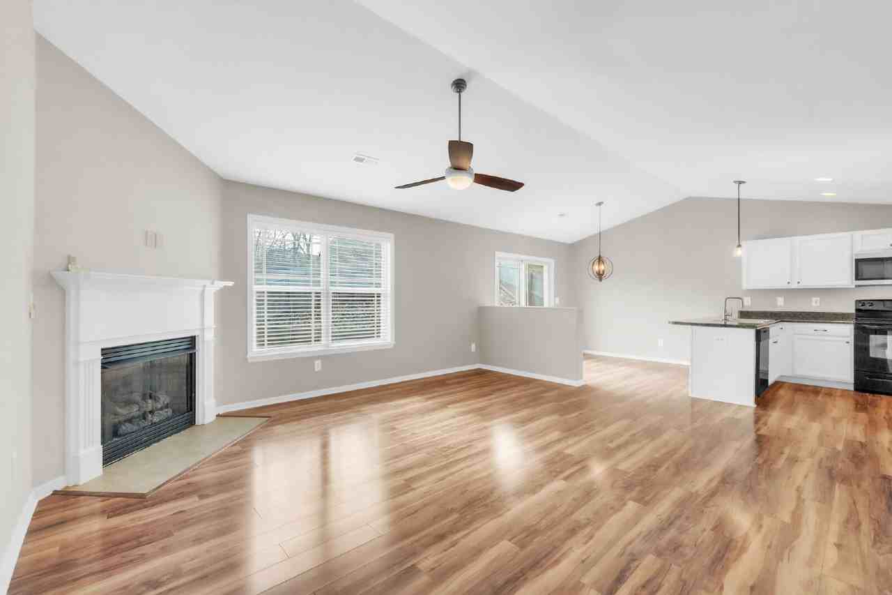 5 Mariner Ct - Photo 3 of 27