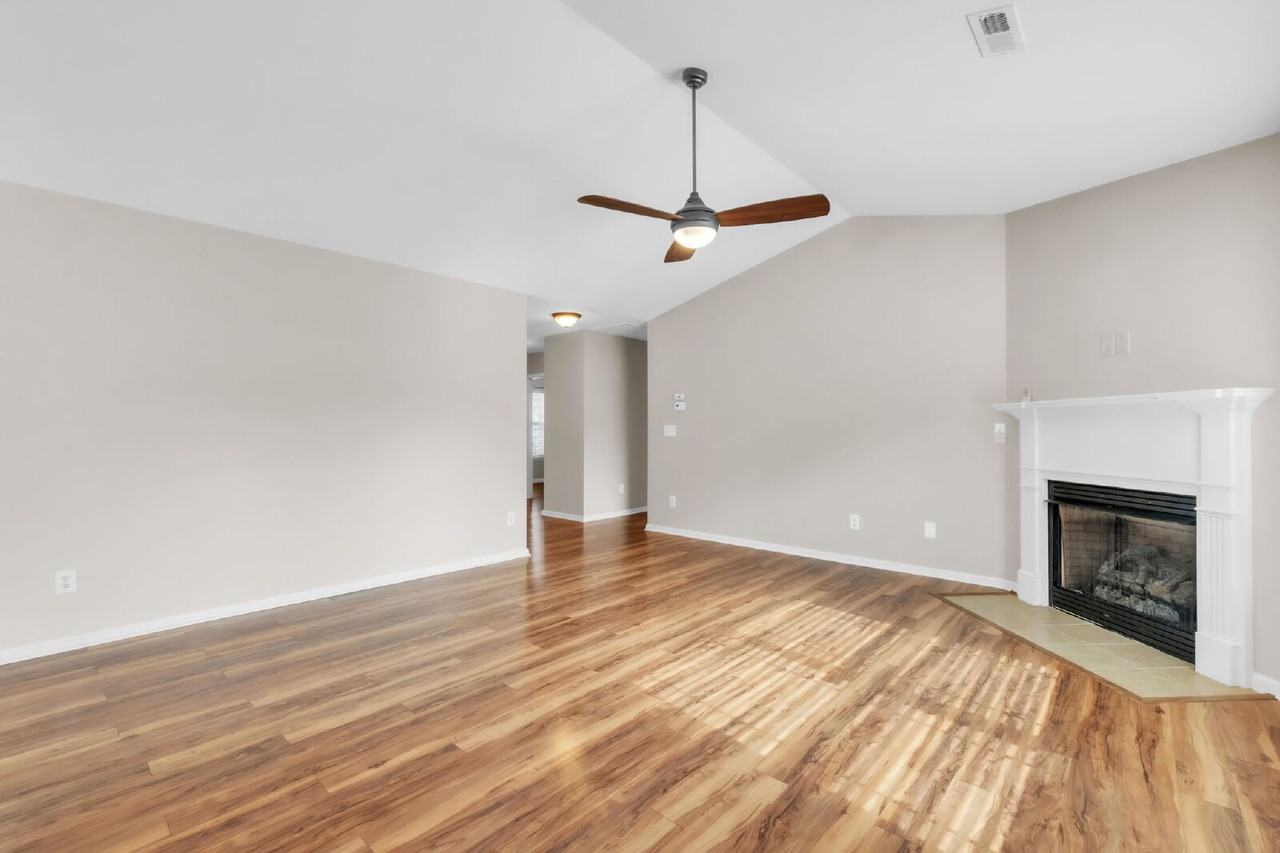 5 Mariner Ct - Photo 5 of 27