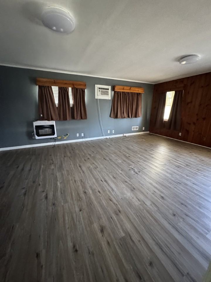 9705 Red Lane Dr - Photo 7 of 13