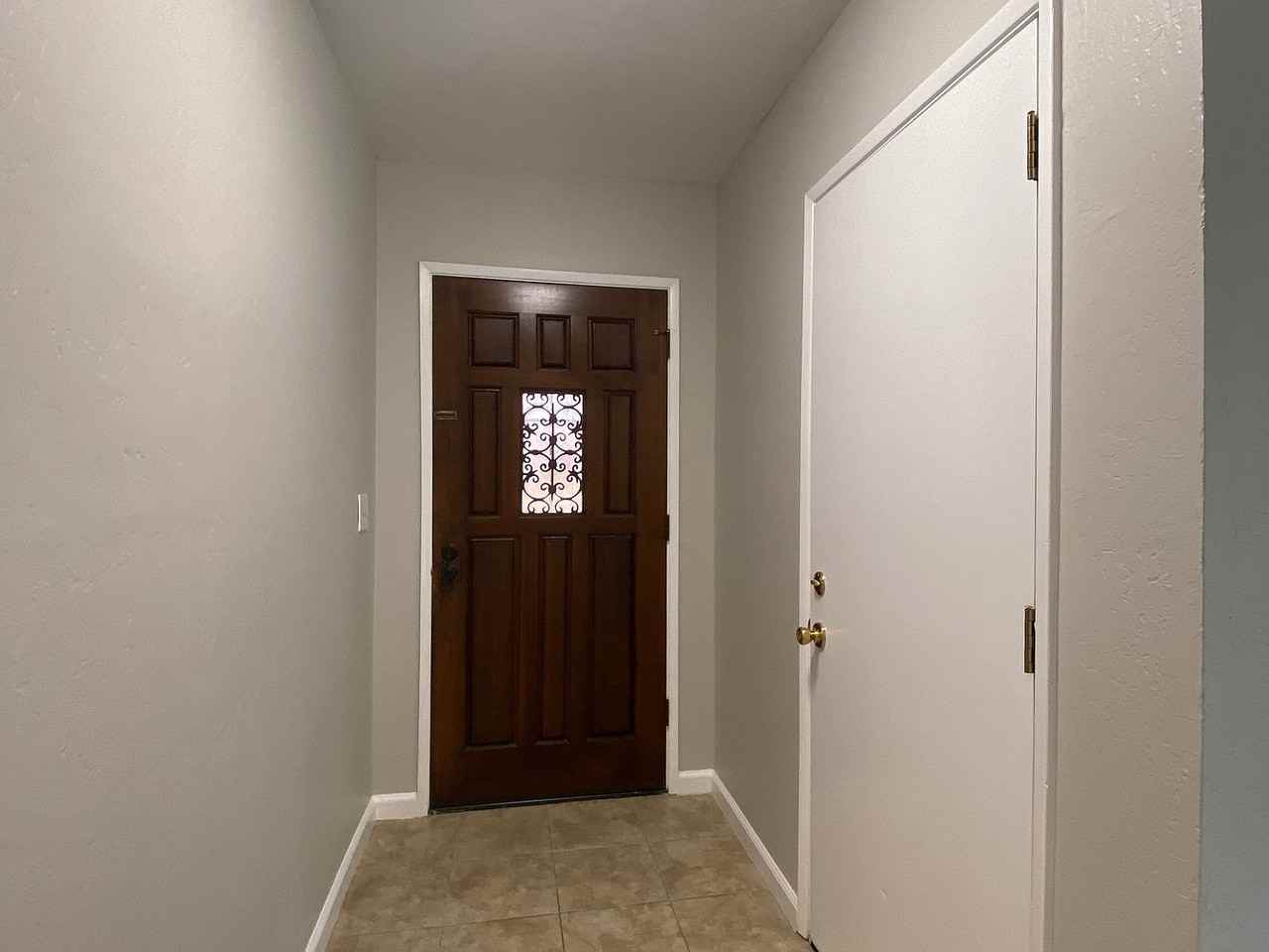 5377 Sonoma Dr - Photo 4 of 17