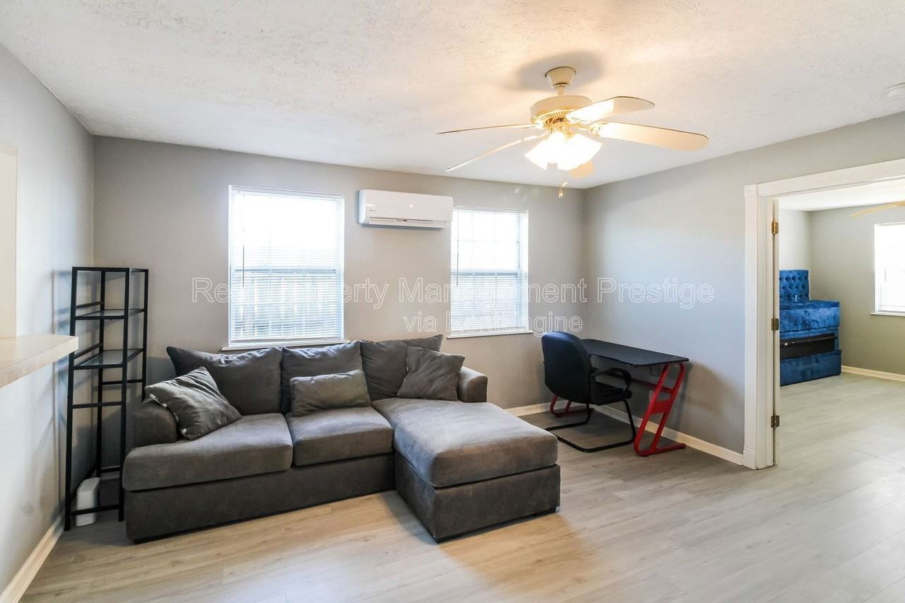 610 Ball #1 - Photo 2 of 6