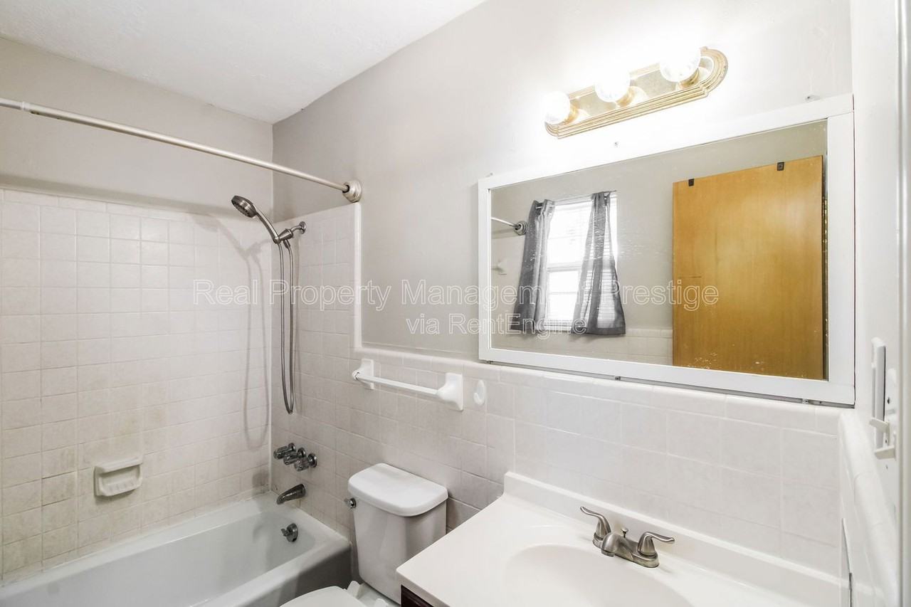 610 Ball #1 - Photo 5 of 6