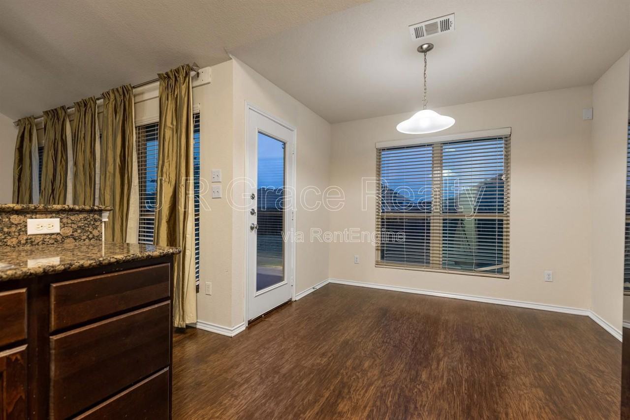 4204 S Fork Ranch Rd - Photo 7 of 17