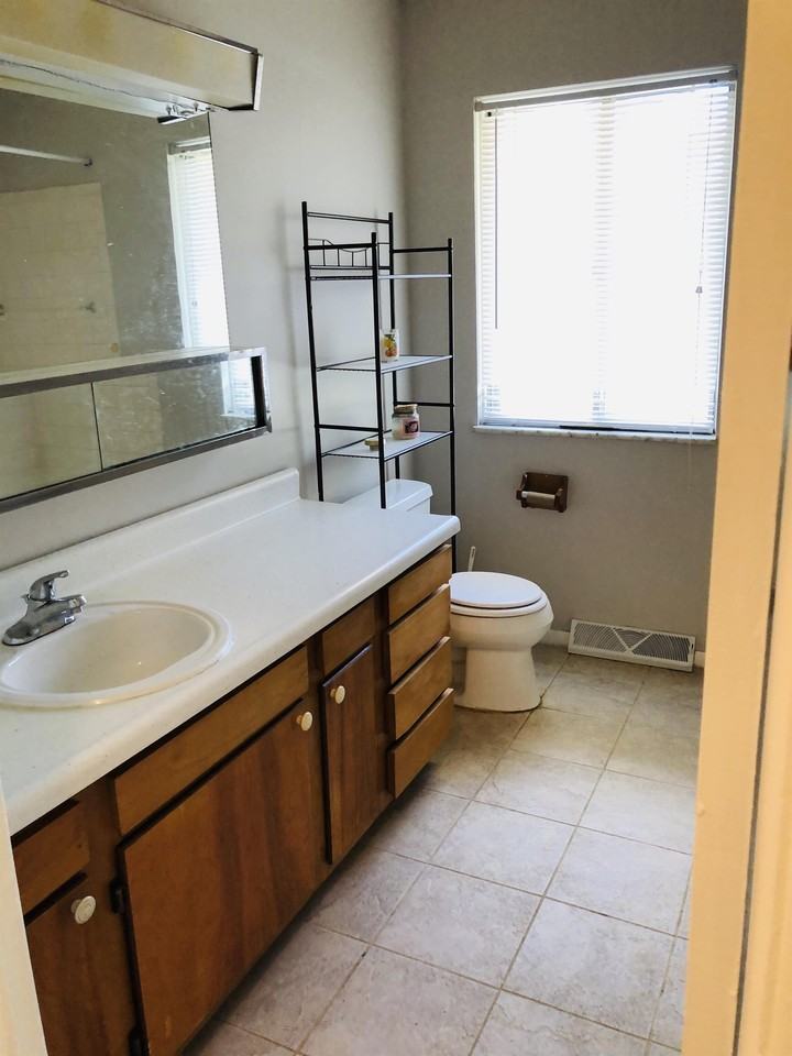 4244 E Stephens Dr - Photo 2 of 21