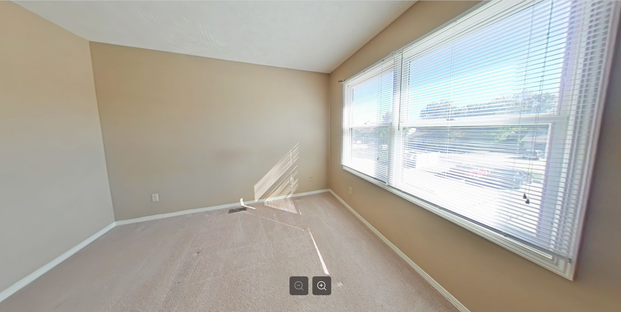 1383 W Allen St #B2 - Photo 3 of 11