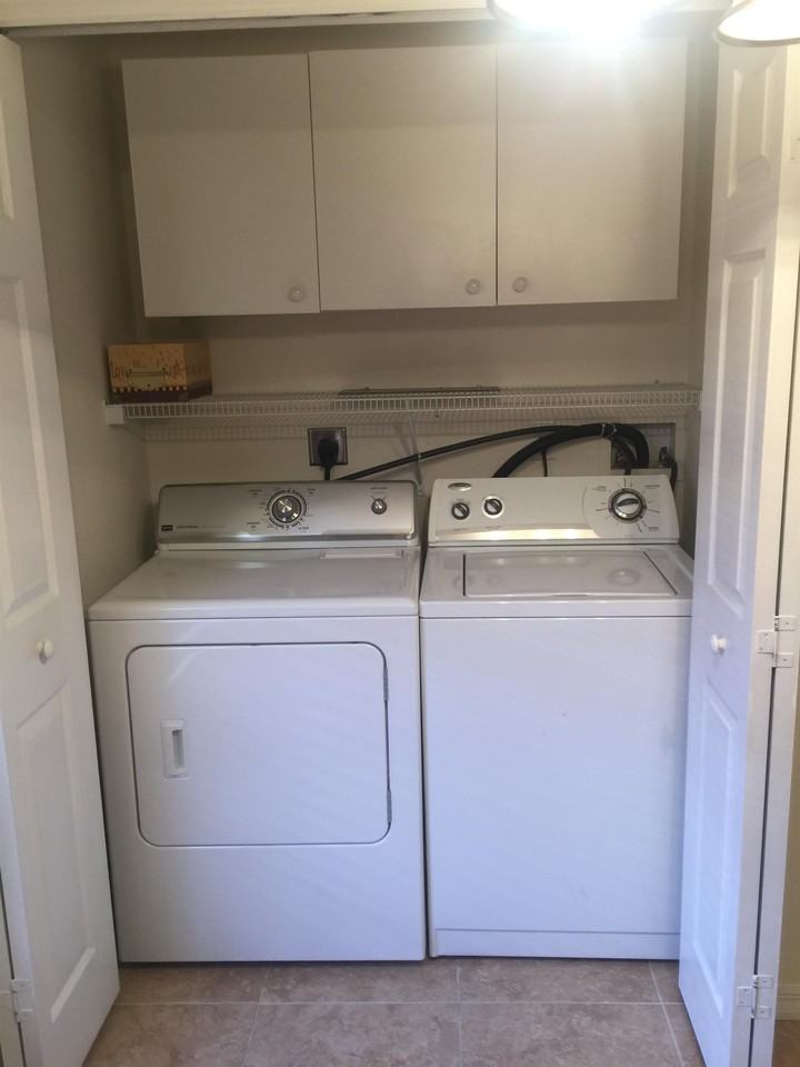 5070 Spinet Dr - Photo 3 of 13