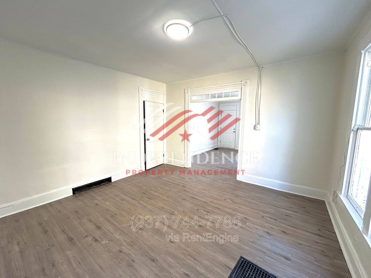 807 W Ash St - Photo 3 of 14