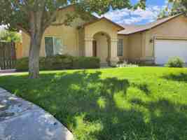 featured image of 682 W Forest St