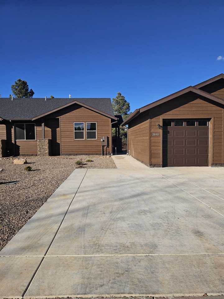 2840 W Villa Loop #1 - Photo 3 of 9