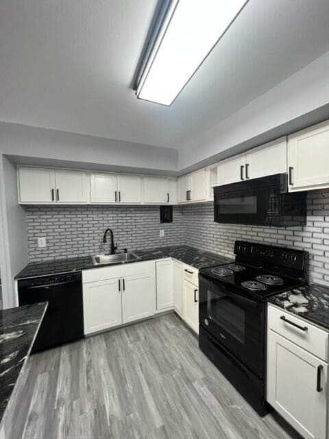 401 Smith St Apt A3 - Photo 4 of 20