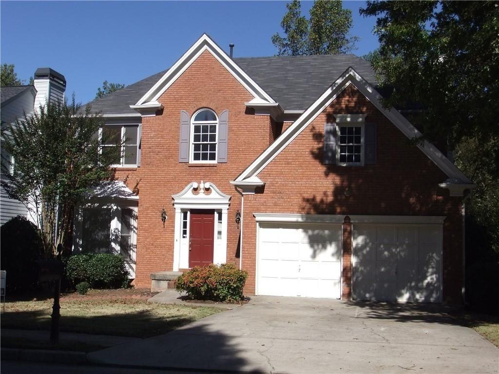 3730 Ancroft Cir - Photo 2 of 15