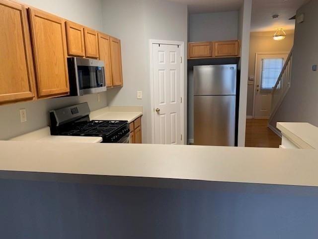 1504 Cove Creek Cir - Photo 2 of 8