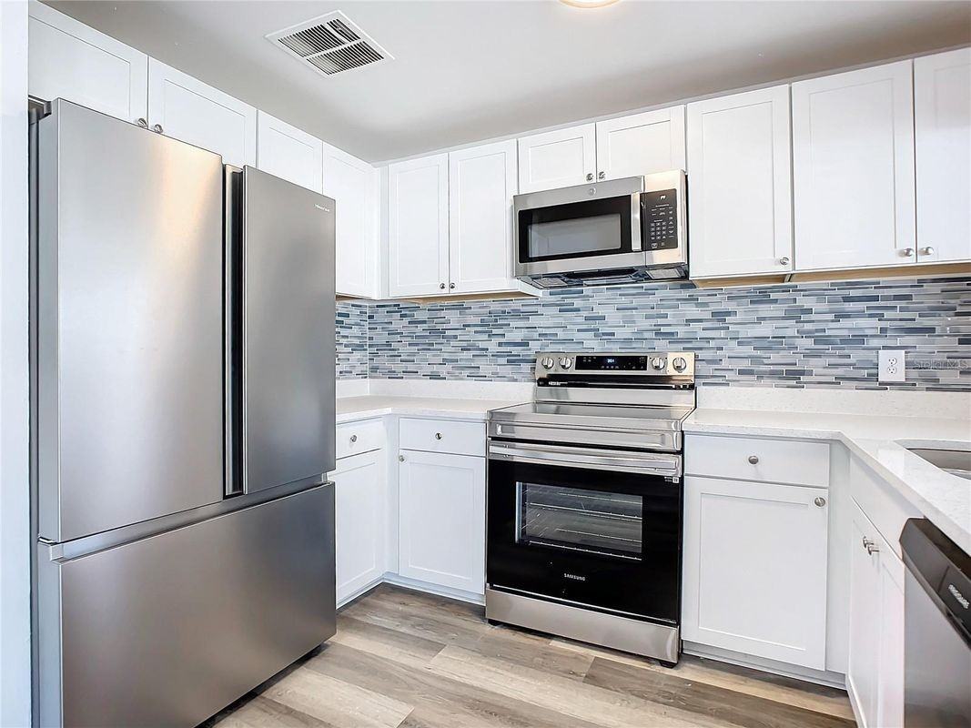 11320 Bingham Ct - Photo 3 of 3