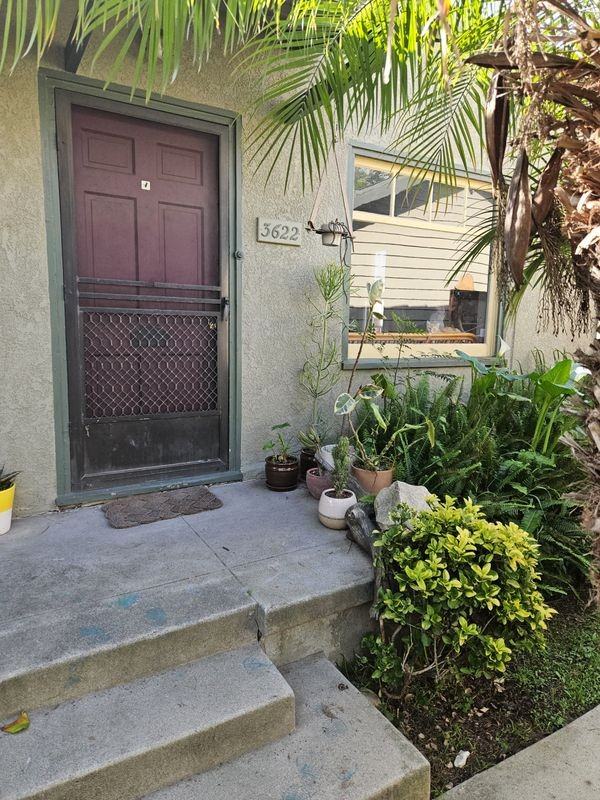 3622 E 6th St - Photo 2 of 6