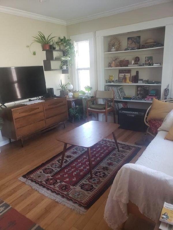 3622 E 6th St - Photo 5 of 6