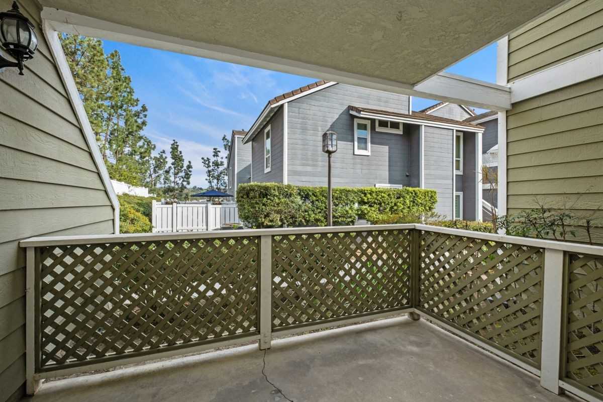 7 Oak Spring Ln - Photo 5 of 33