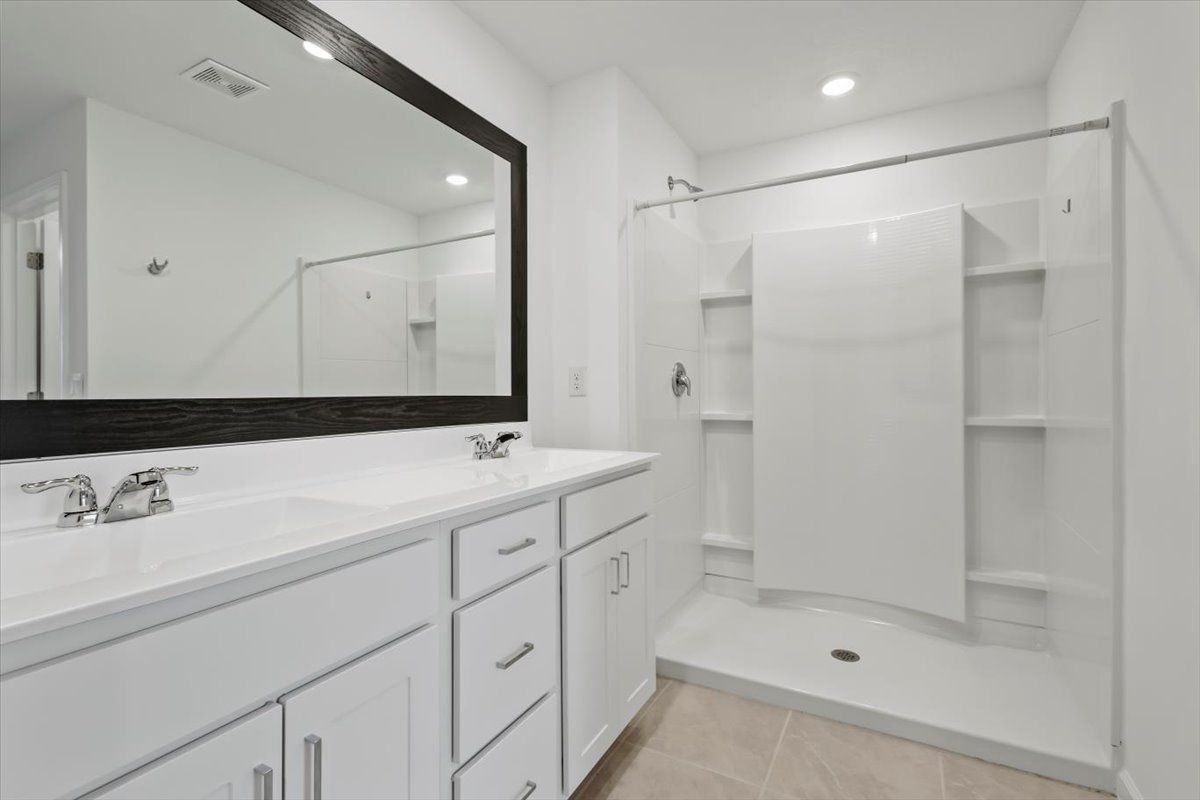 1338 Colebrook Cir Sw - Photo 3 of 18