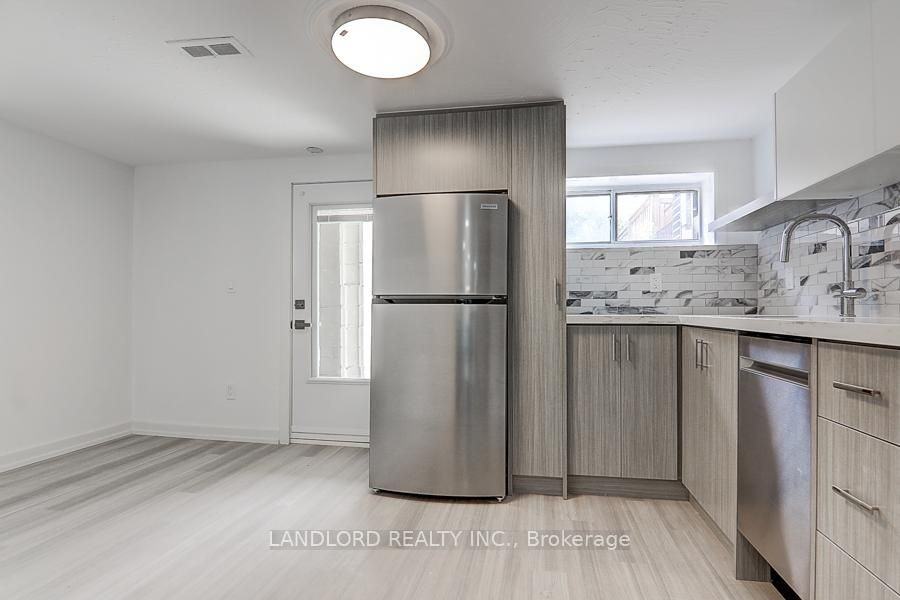 56 Bicknell Ave - Photo 5 of 24